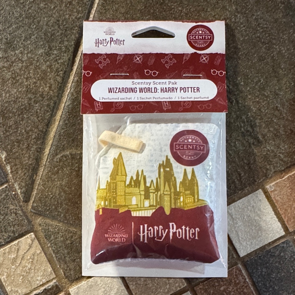 Scentsy Wizarding World Scent Pak - Red and Gold